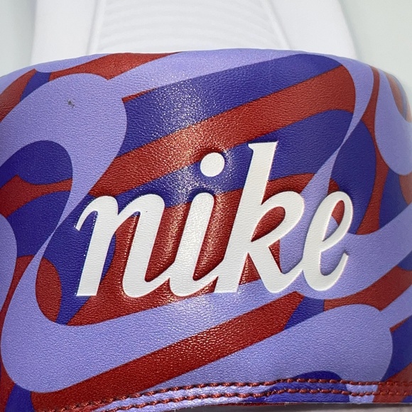 NEW Women's Nike Logo Print Slipper Slides Sandals Swirl 7 - Picture 6 of 10